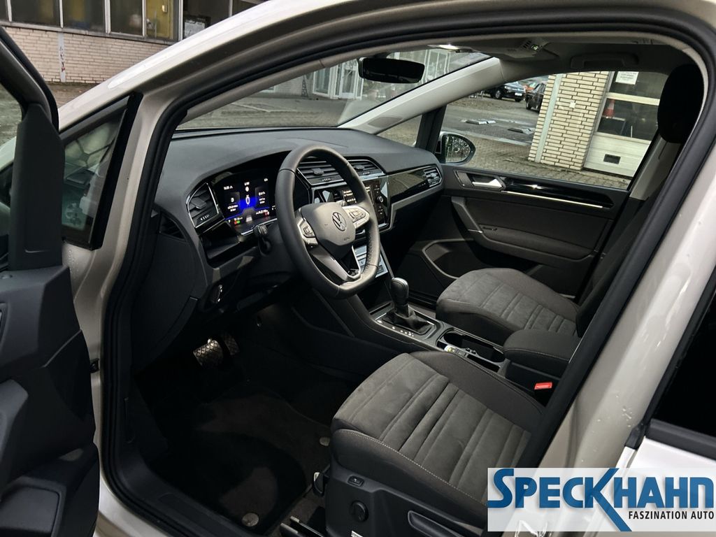 Volkswagen Touran 2024