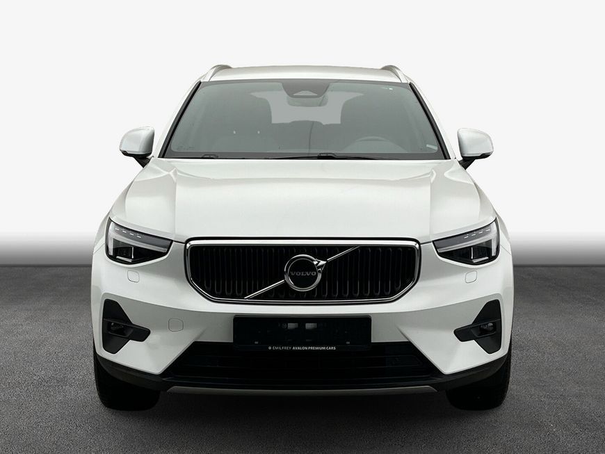 Volvo XC40 2024