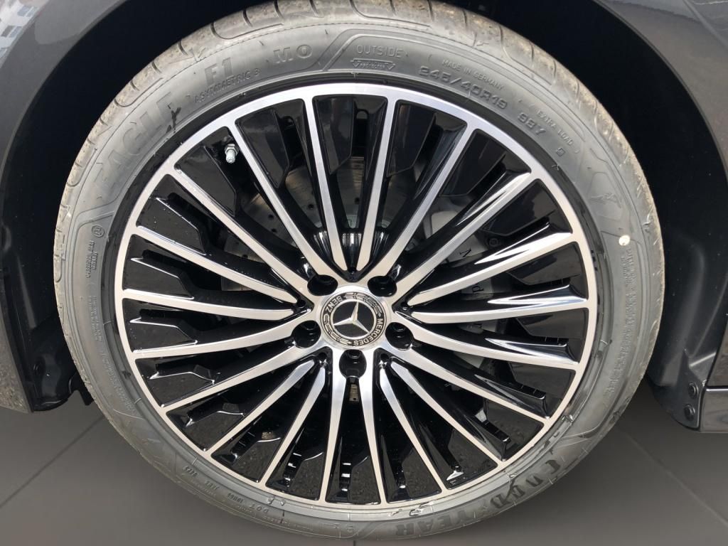 Mercedes-Benz CLE 180 2025