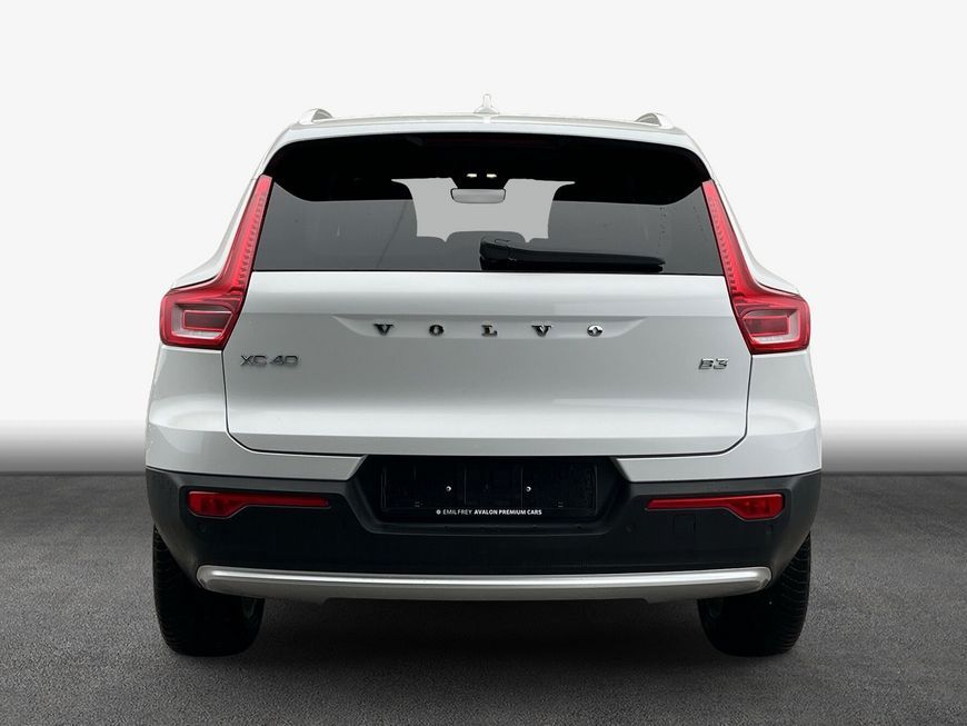 Volvo XC40 2024