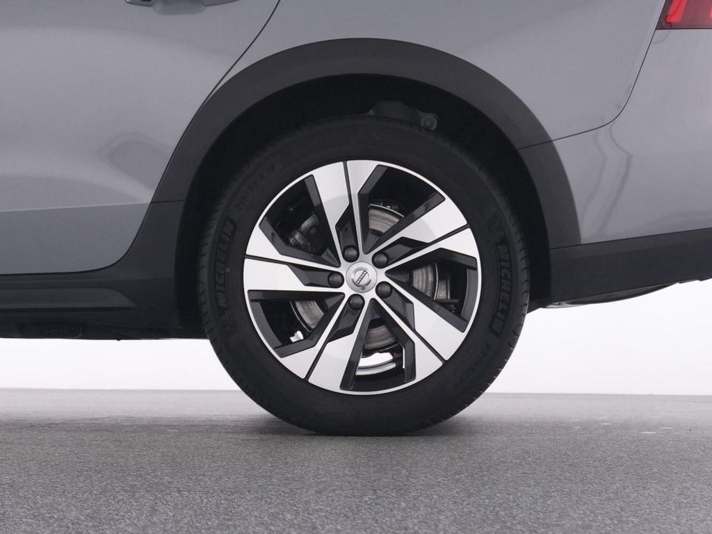 Volvo V60 Cross Country 2023