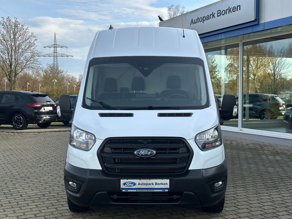 Ford Transit 2024