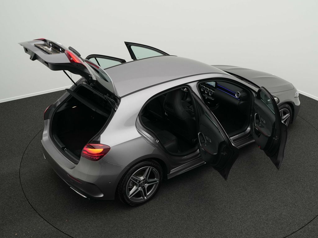 Mercedes-Benz A 200 2025