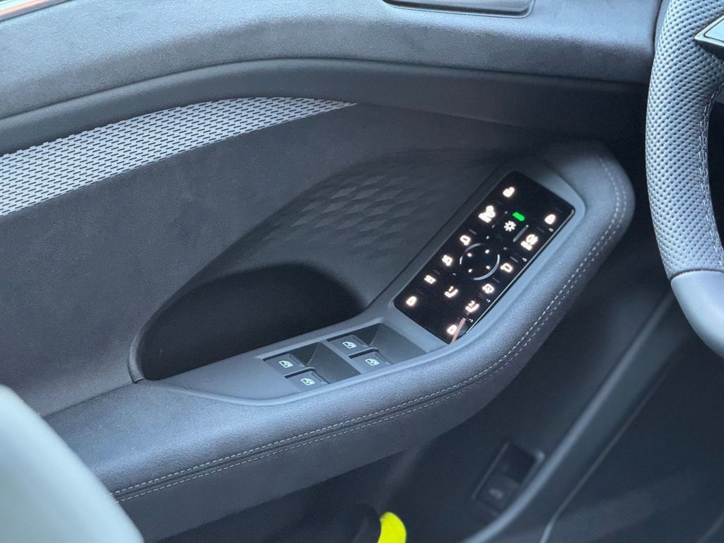 Audi A6 2025