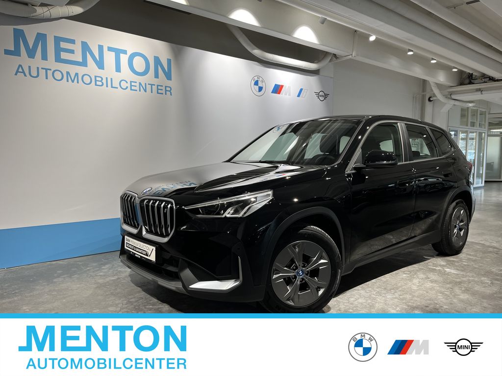 BMW iX1 2023