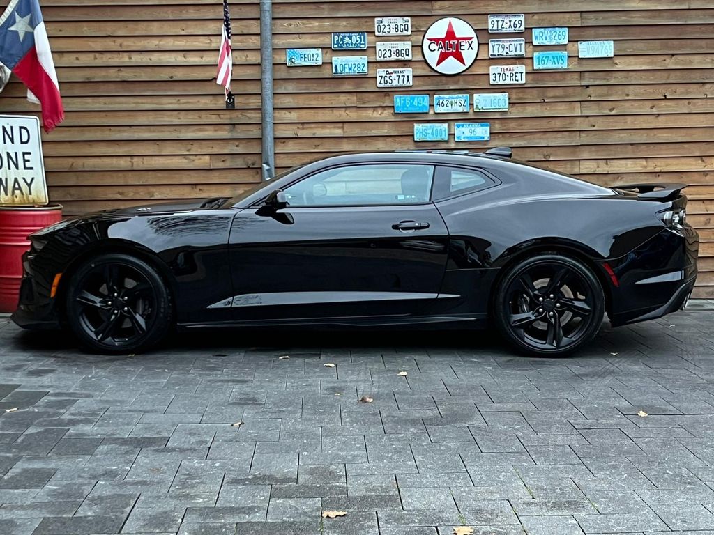 Chevrolet Camaro 2023