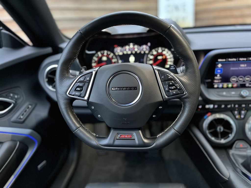 Chevrolet Camaro 2023