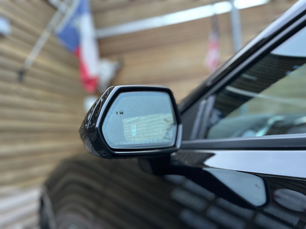 Chevrolet Camaro 2023