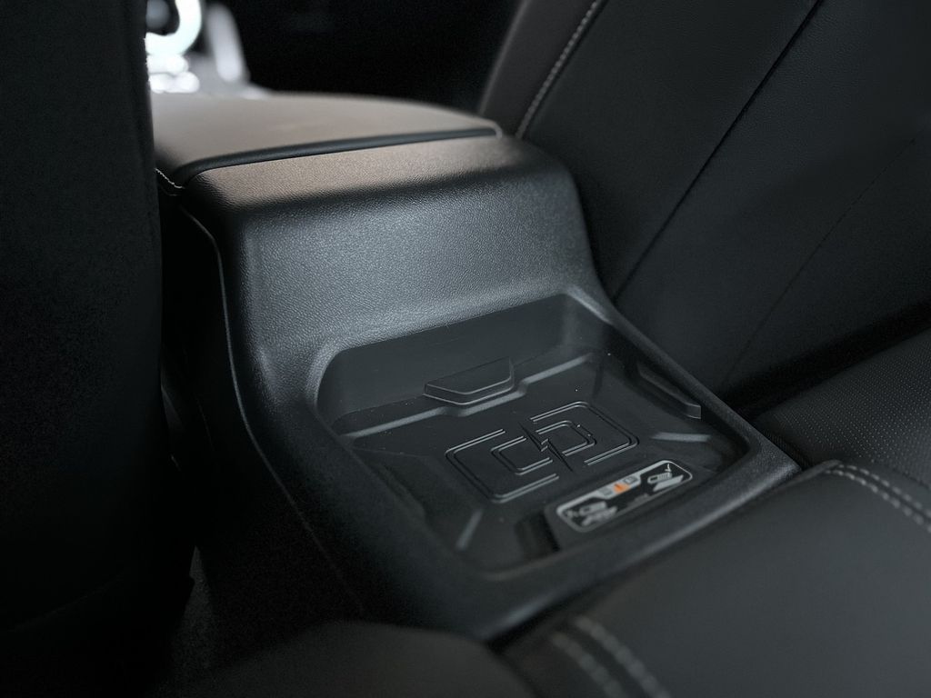 Chevrolet Camaro 2023