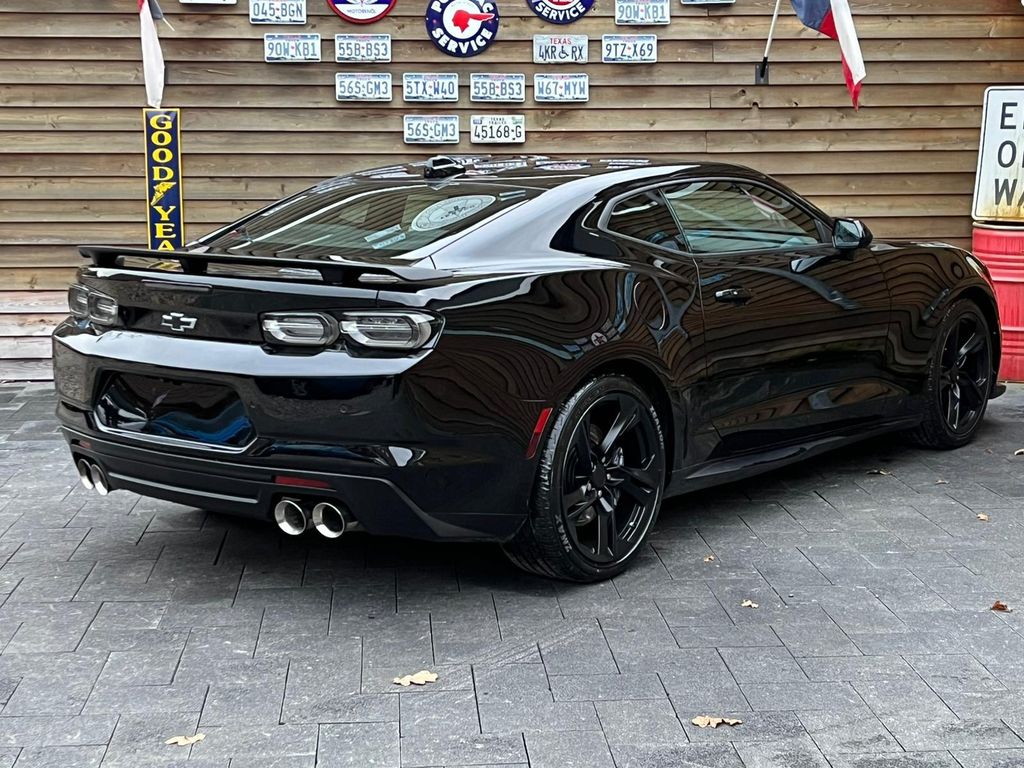 Chevrolet Camaro 2023