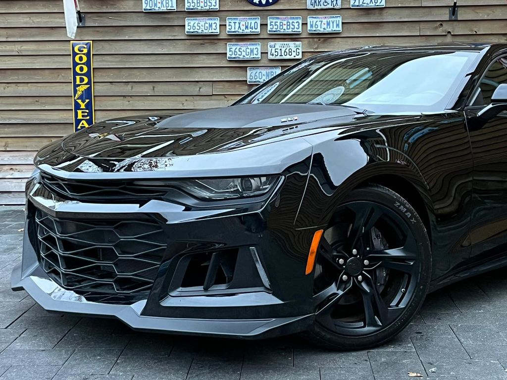 Chevrolet Camaro 2023