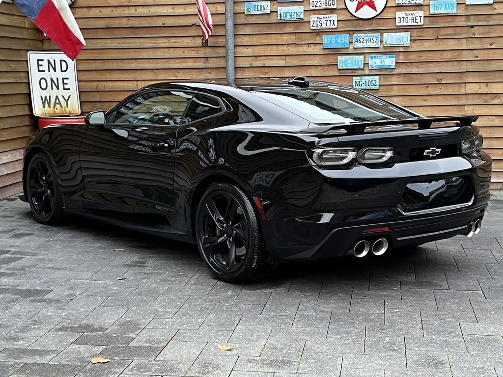 Chevrolet Camaro 2023