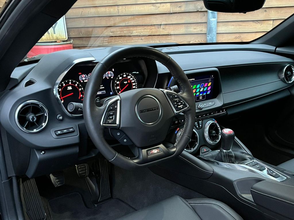 Chevrolet Camaro 2023