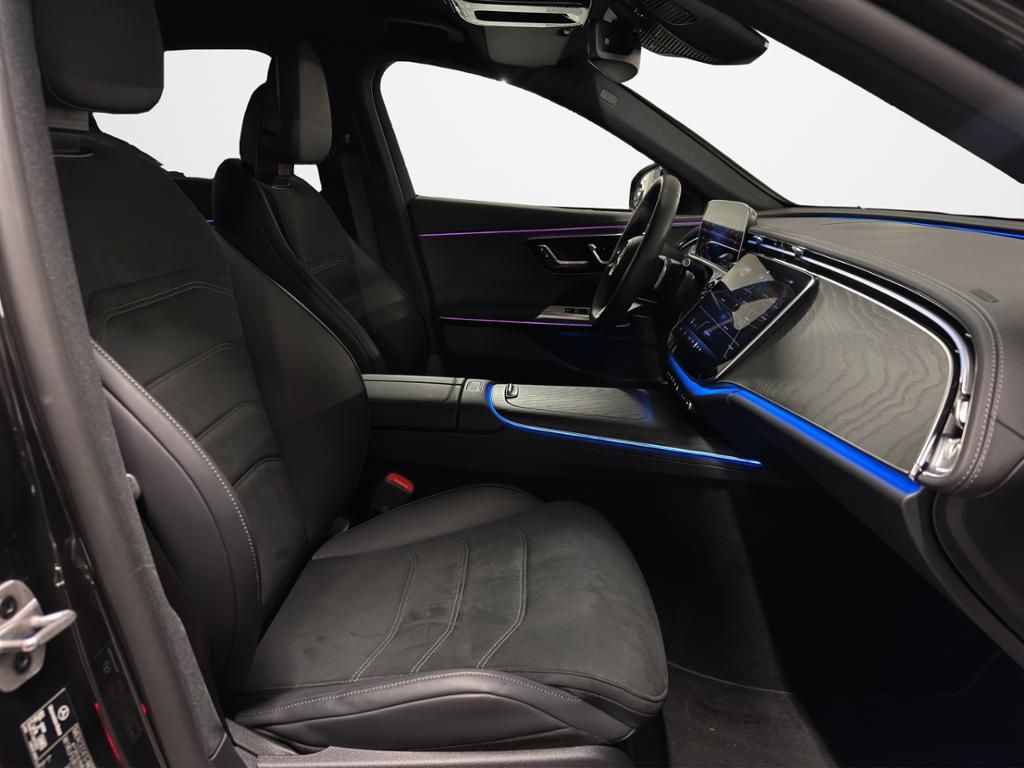 Mercedes-Benz E 300 2025