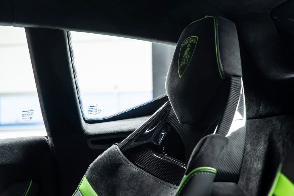 Lamborghini Huracán 2023