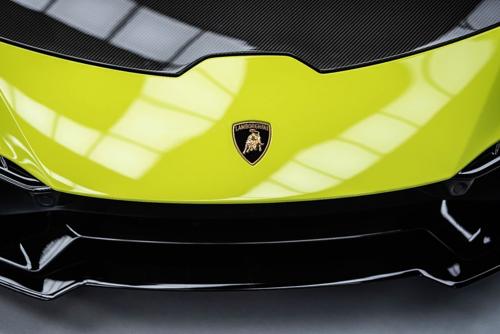 Lamborghini Huracán 2023