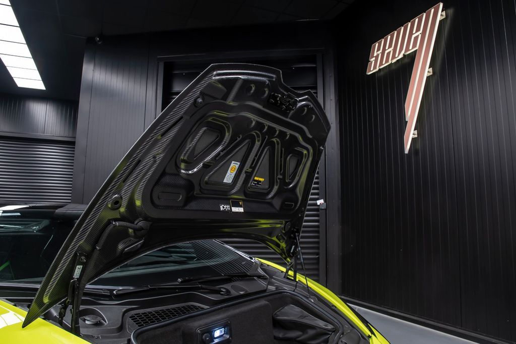 Lamborghini Huracán 2023