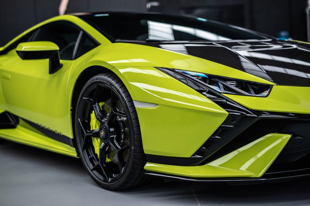 Lamborghini Huracán 2023