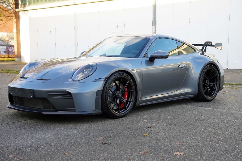Porsche 992 2025