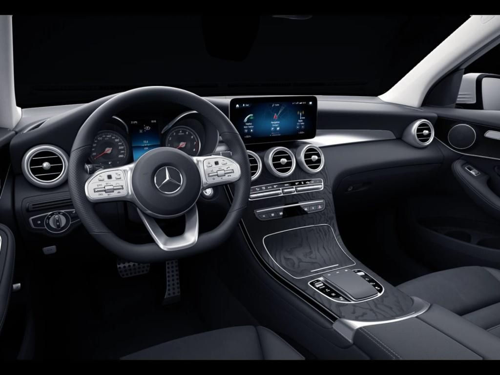 Mercedes-Benz GLC 300 2021