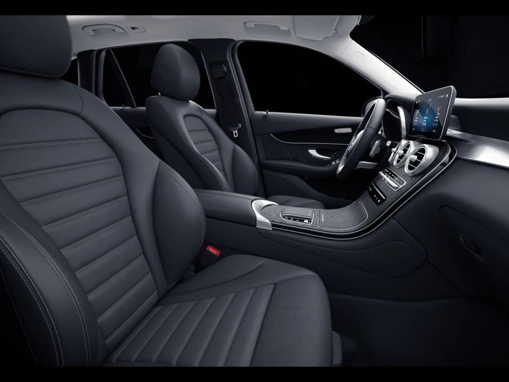 Mercedes-Benz GLC 300 2021