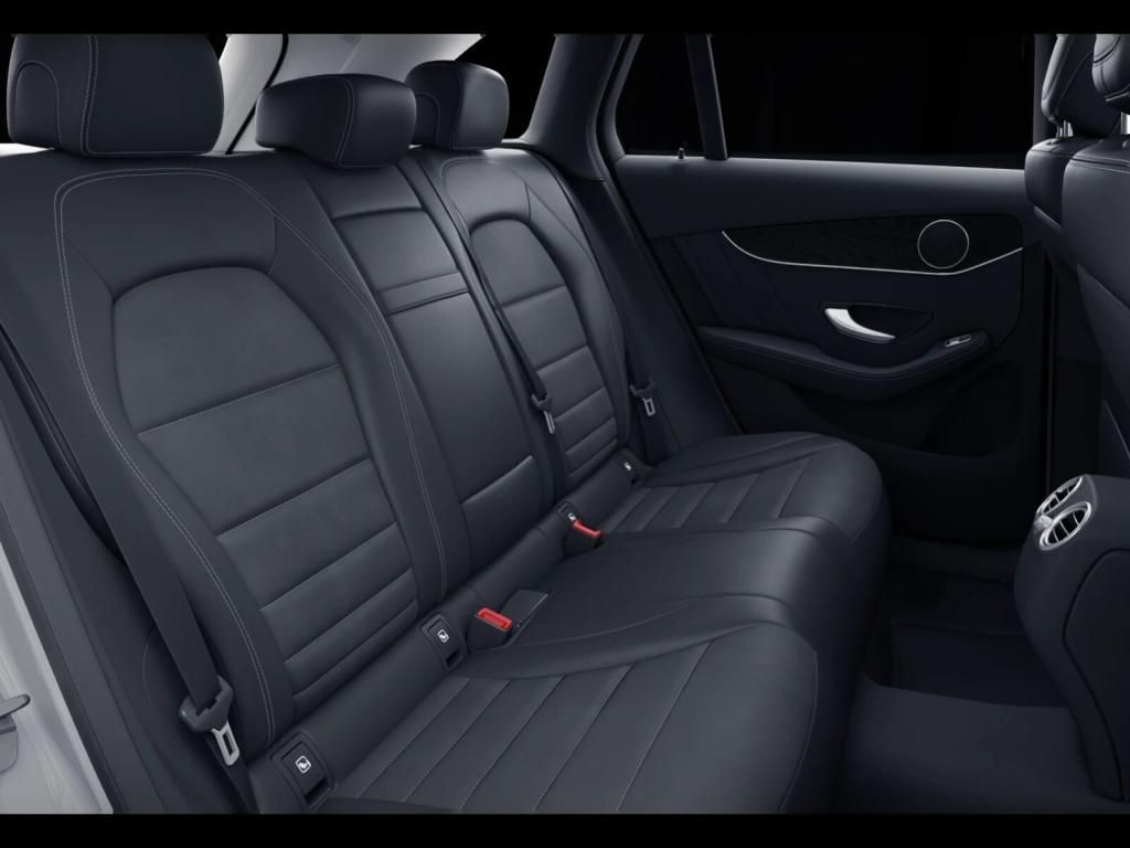 Mercedes-Benz GLC 300 2021