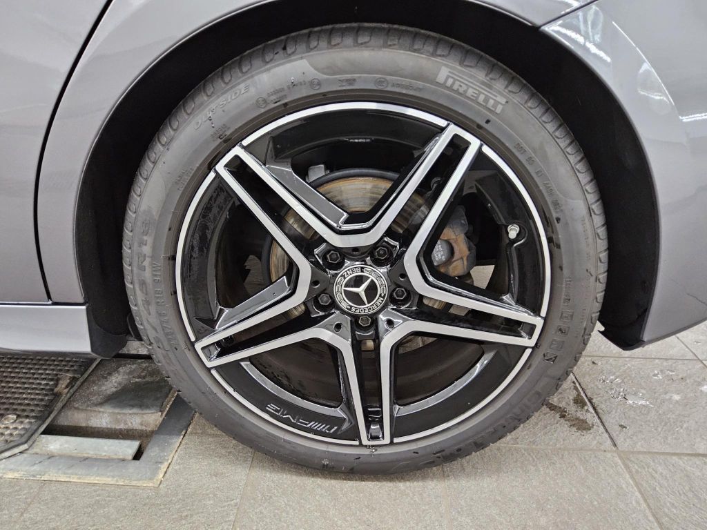 Mercedes-Benz A 220 2021