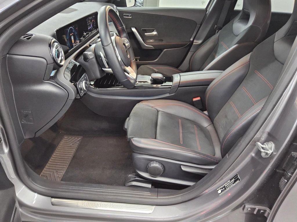 Mercedes-Benz A 220 2021