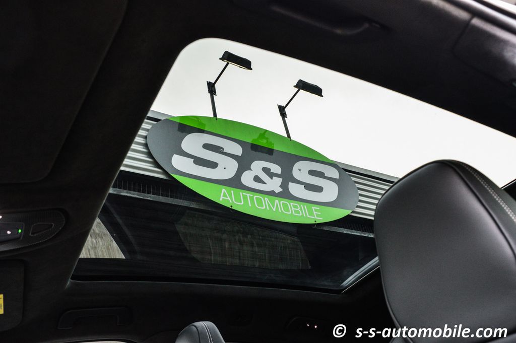 Porsche Cayenne 2024