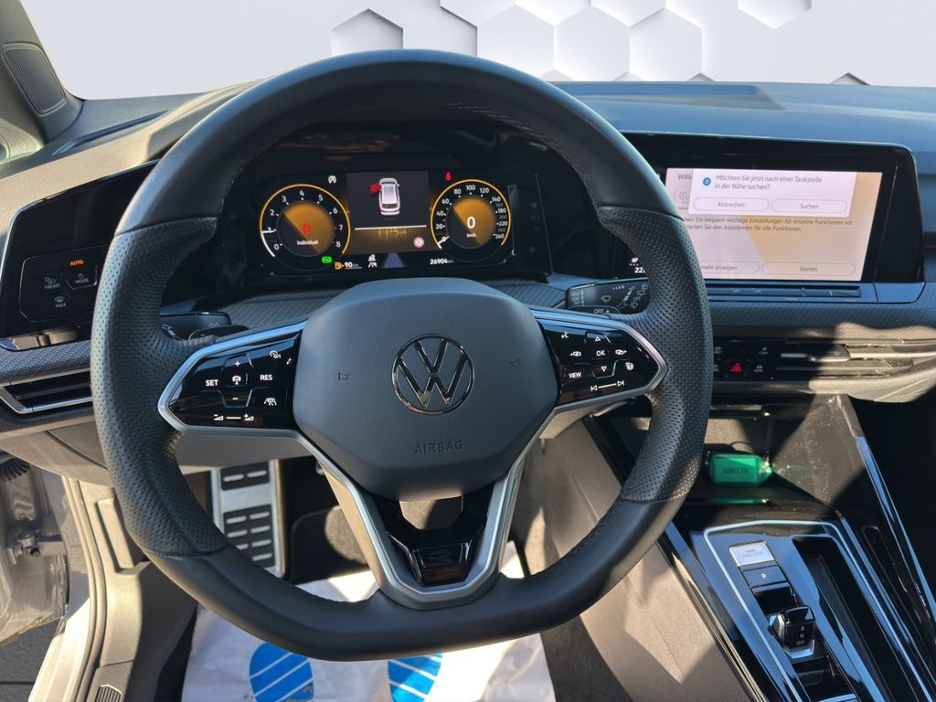 Volkswagen Golf 2024