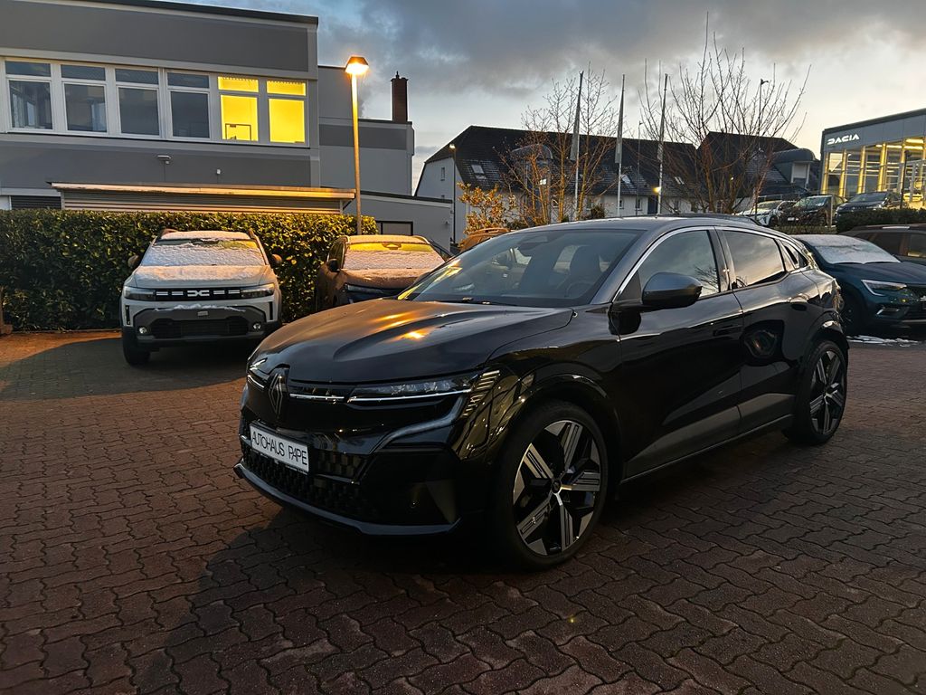 Renault Megane E-TECH 2022