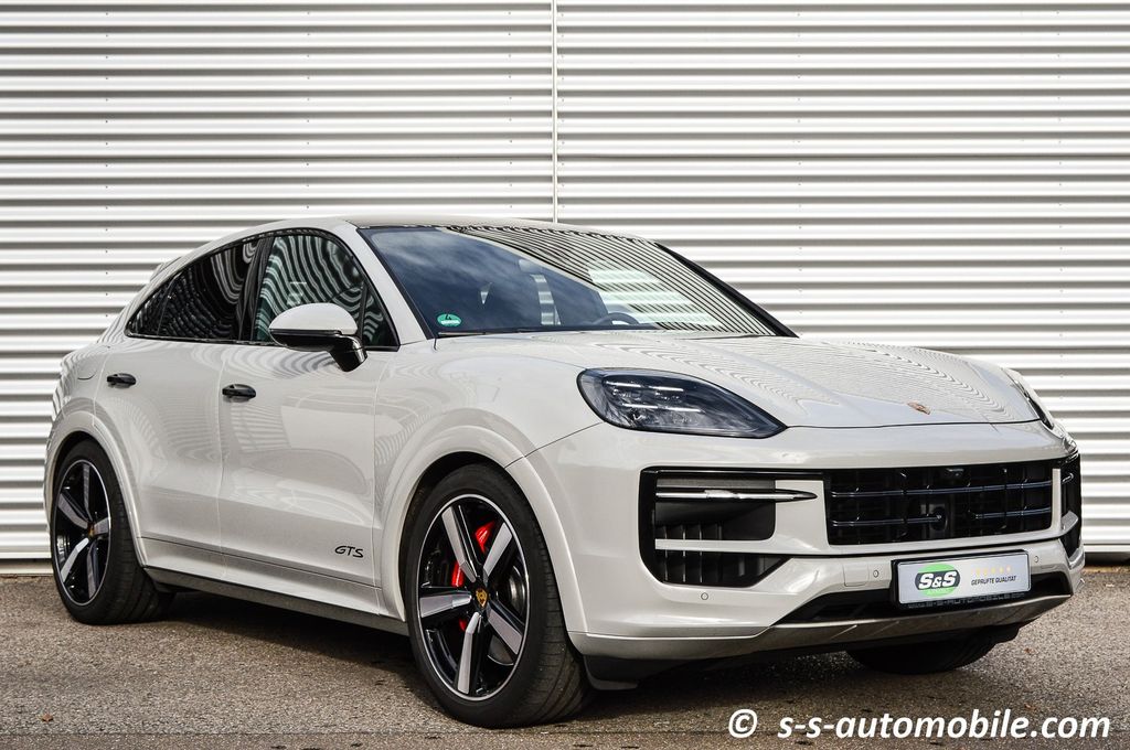 Porsche Cayenne 2024
