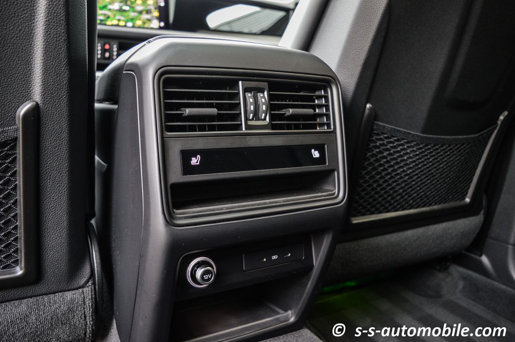 Porsche Cayenne 2024