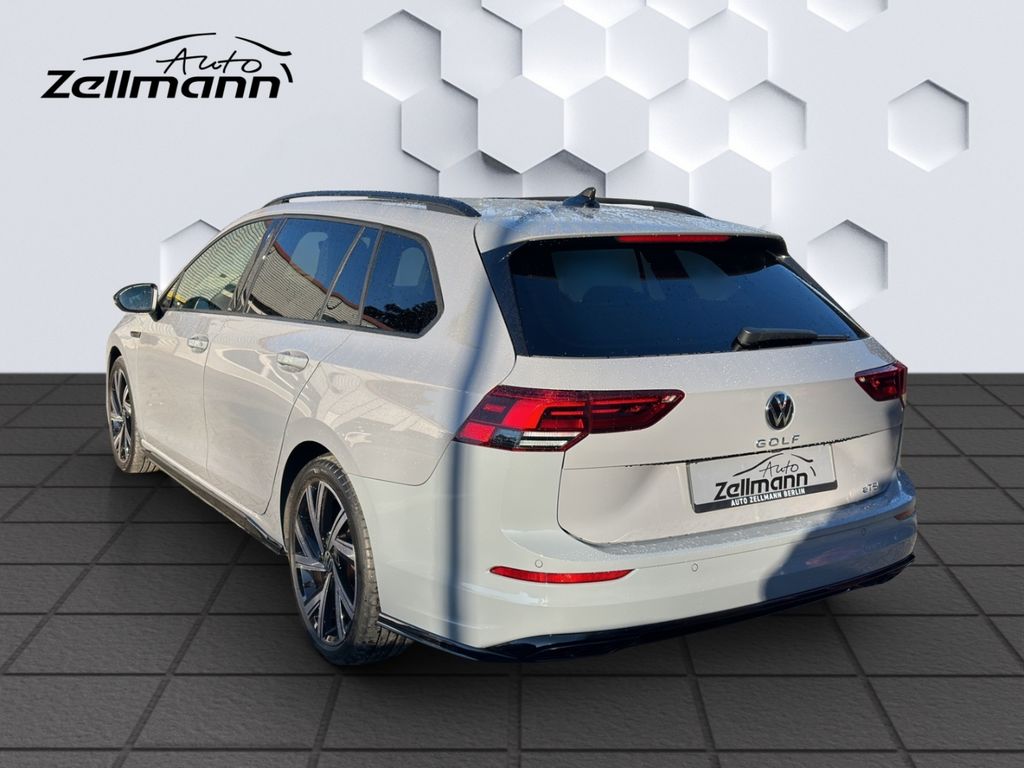 Volkswagen Golf 2024