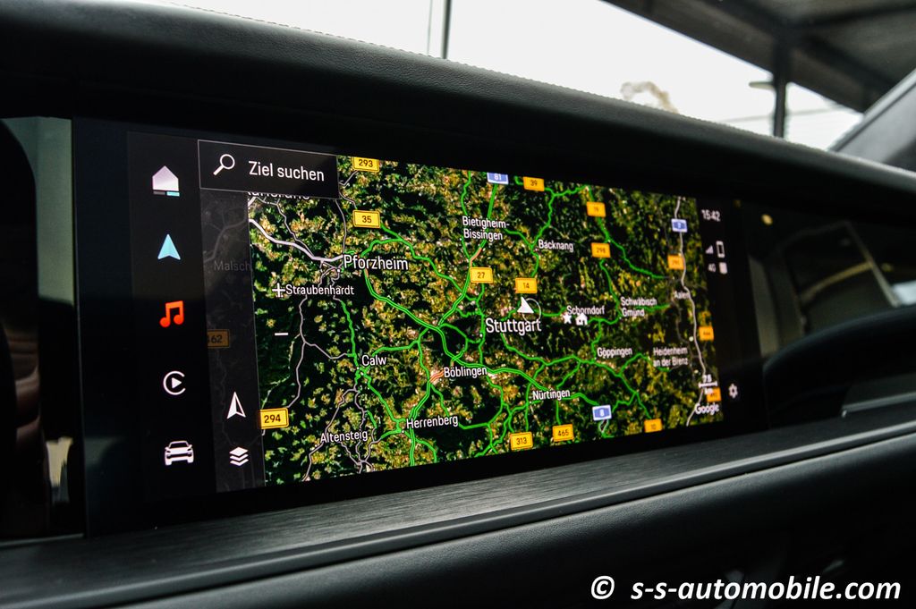 Porsche Cayenne 2024