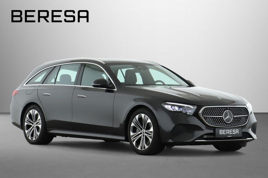 Mercedes-Benz E 300 2025