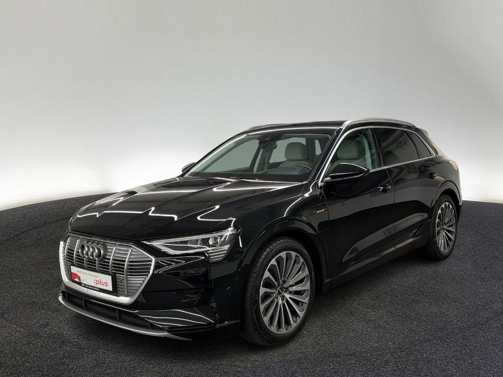 Audi e-tron 2022