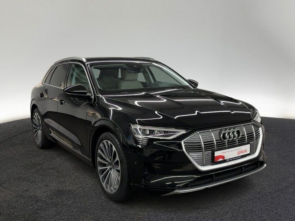 Audi e-tron 2022
