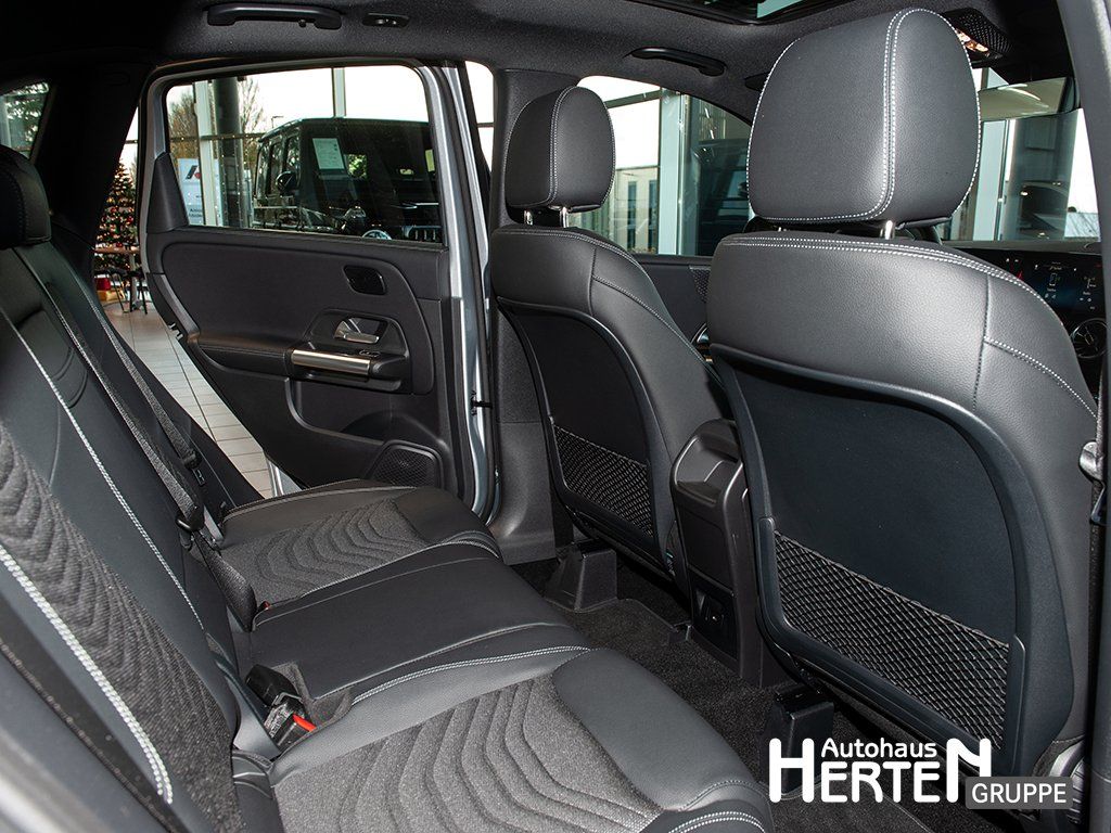 Mercedes-Benz B 200 2025