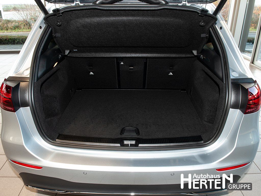 Mercedes-Benz B 200 2025