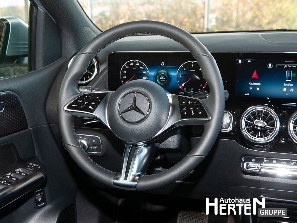 Mercedes-Benz B 200 2025