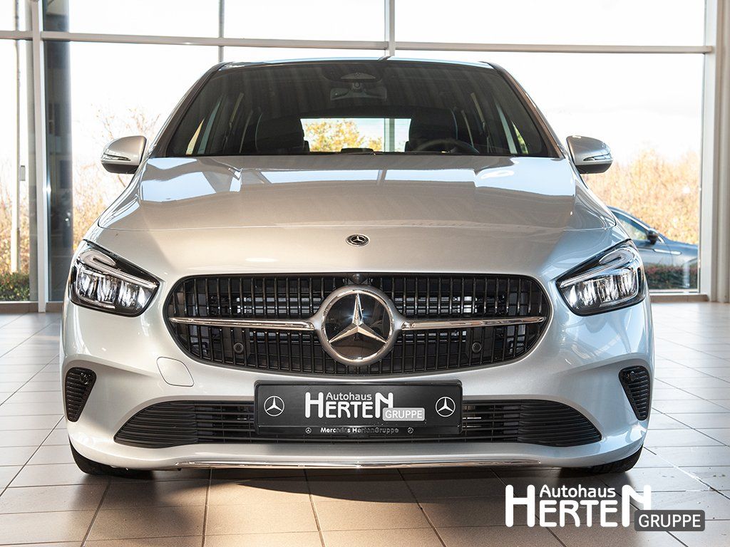 Mercedes-Benz B 200 2025