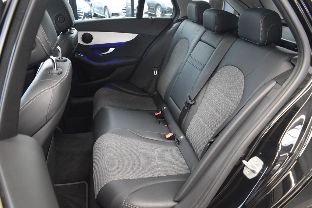 Mercedes-Benz C 300 2020