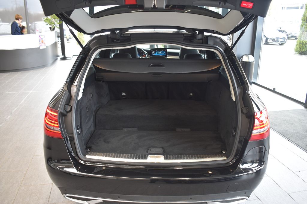 Mercedes-Benz C 300 2020