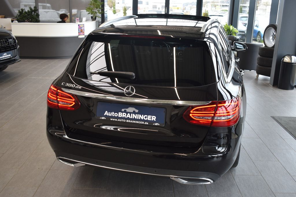 Mercedes-Benz C 300 2020