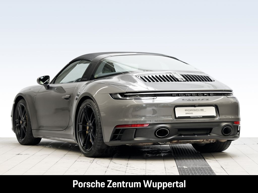 Porsche 992 2022