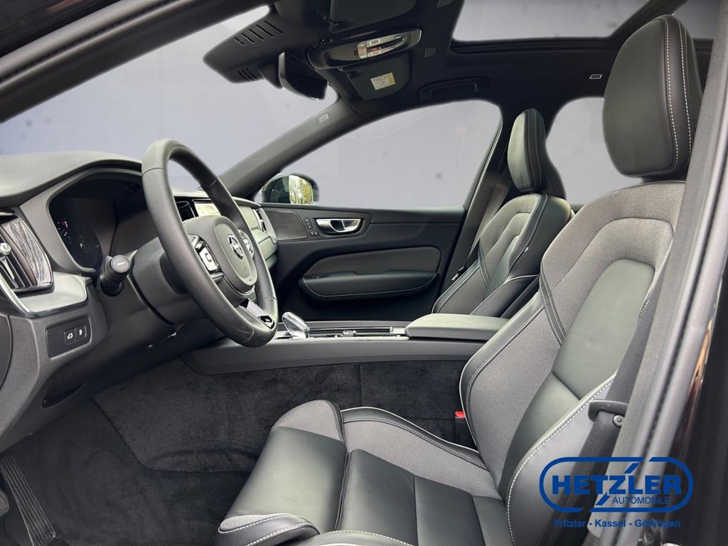 Volvo XC60 2025