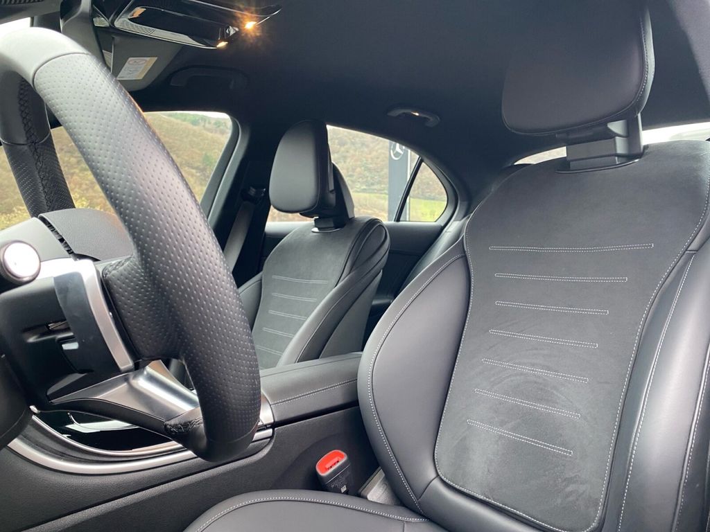 Mercedes-Benz C 200 2024