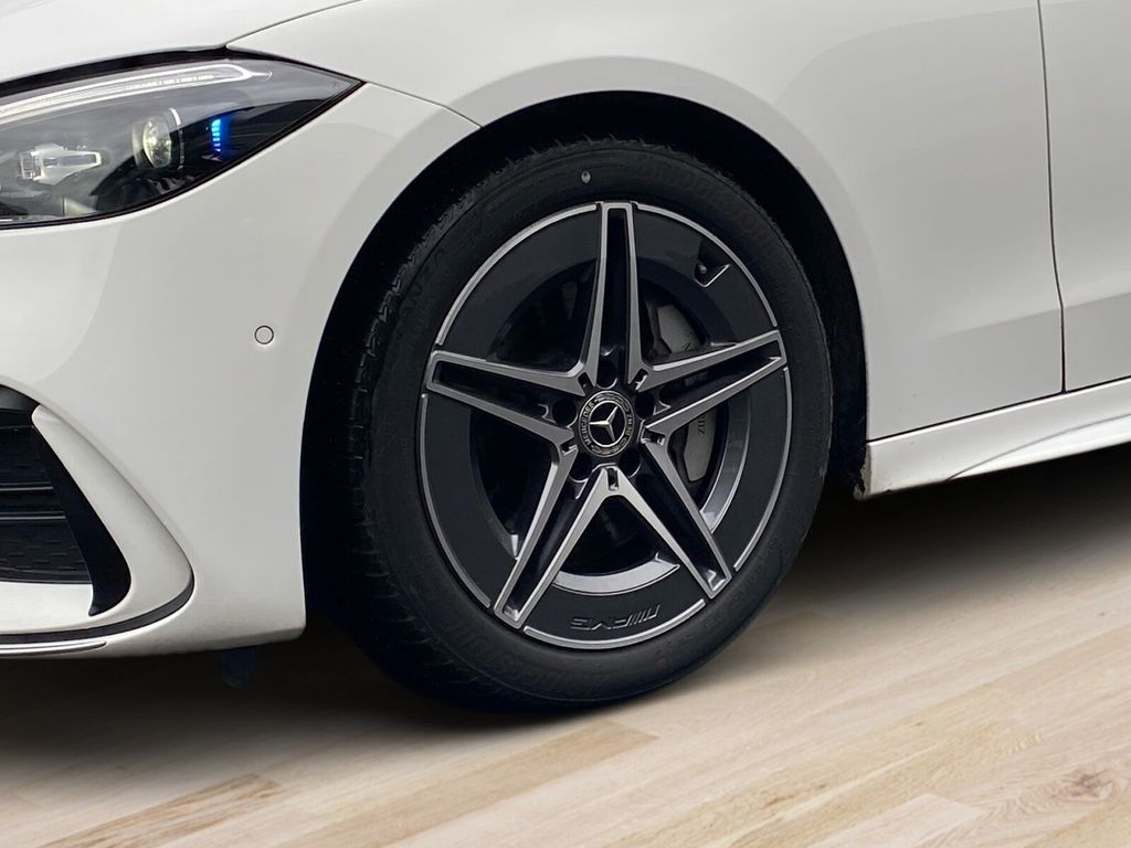 Mercedes-Benz C 200 2024