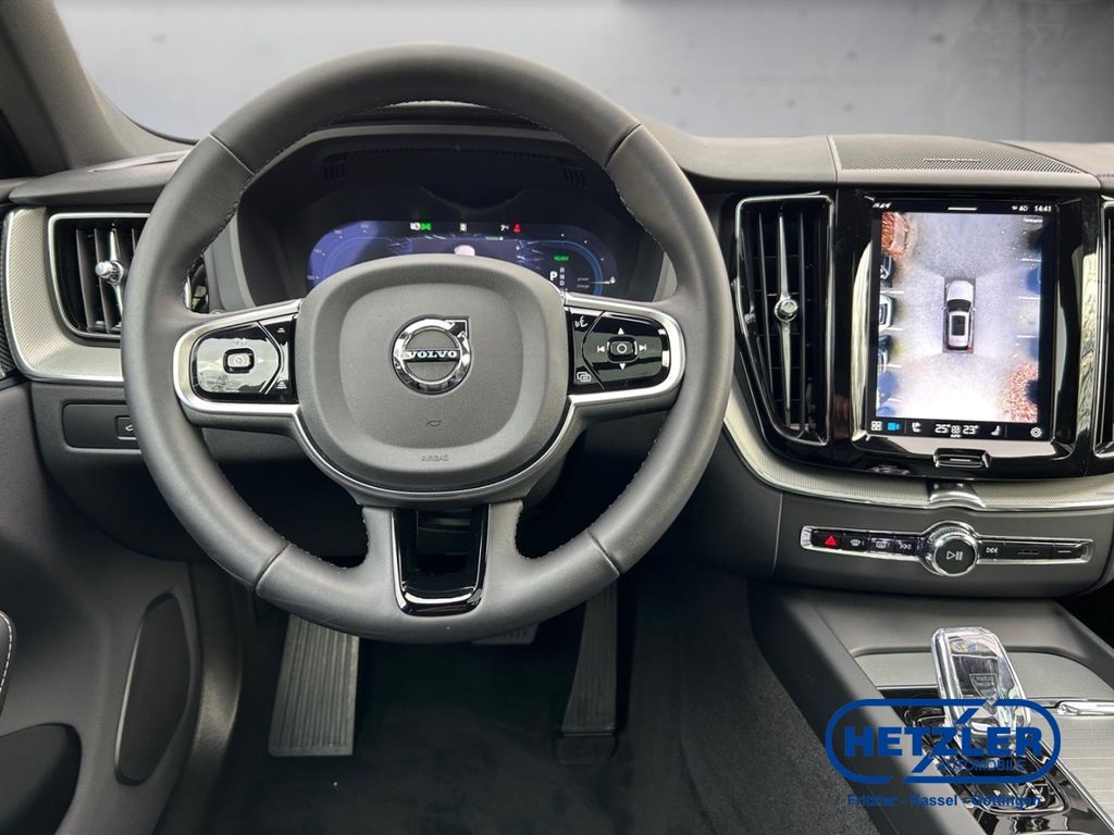 Volvo XC60 2025